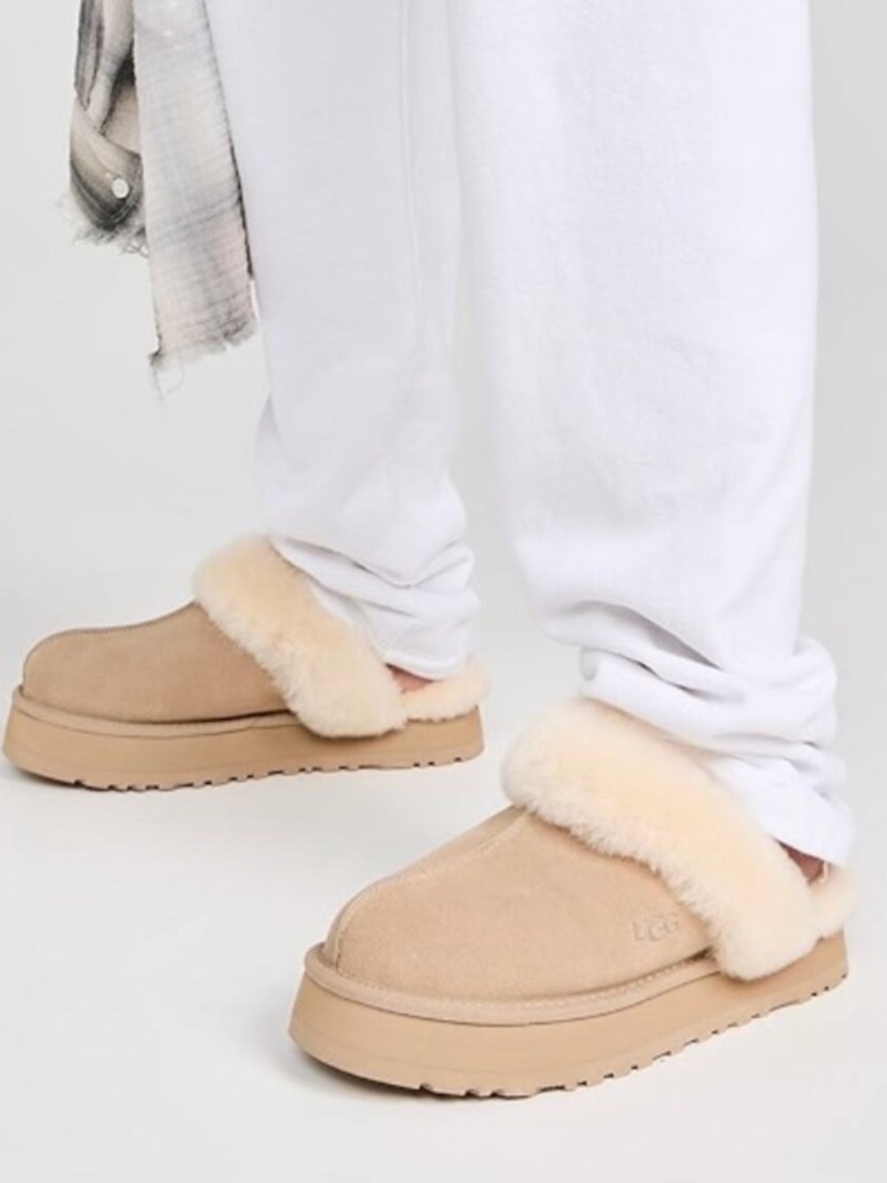 Ugg Disquette in chestnut slip-on platform mules slippers 8 NEW! NWOT NEVER WORN